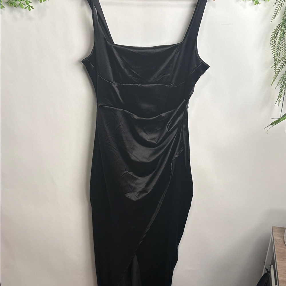 Windsor Elegant Black Asymmetrical Dress